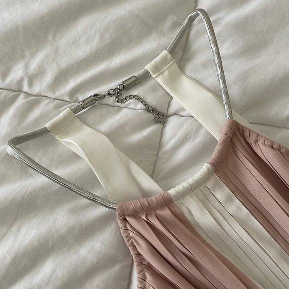 BCBG NWT DRESS! Perfect for prom, wedding, birthdays.. - Picture 6 of 7